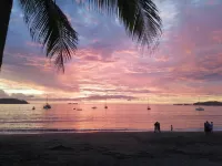 Jazmin Del Sol - Just Steps Away to the Beautiful Potrero Beach