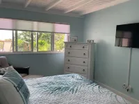 Takin' it Breezy - New Private 1 Bedroom Apartment