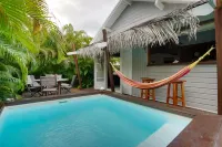 Bungalow Canelle Plage Gros Sable à Sainte Anne Hotels in Saint-Francois