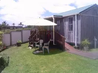 Half Moon Bay Cabana Quiet Private Setting with Panoramic Sea views Hôtels à : Half Moon Bay