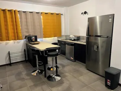 2 Bedroom Apartment in Remire-Montjoly のホテル