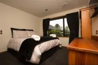 Large Holiday Home in Rolleston Hotels in Rolleston