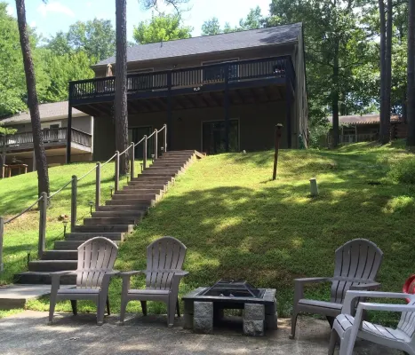 Affordable Private Lake Front House