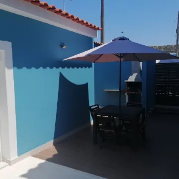 Lisbon Beach Apartments 7. Beach 5 minutes -terrace-barbecue-pets allowed-wifi