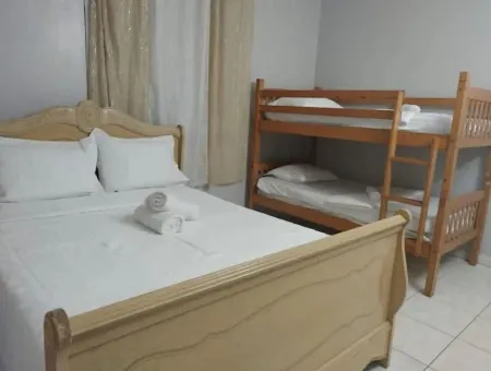 Cabanas Playa Santa/Apto.B/ Mesa de billar/ Piscinas /barbacoa/ Renovable Energy Отели в г. Монтальва