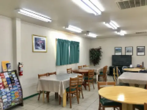 Sunrise Inn Hotels in Turlock