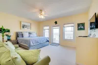 Oceanfront Oasis in Cedar Key w/ 2 Balconies! - 3-Star