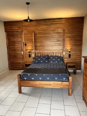 Appartement a une min a Pieds de la Plage Avec Wifi 24/7 Nespresso  호텔