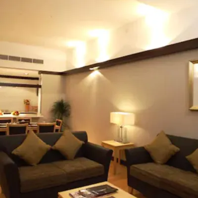 L'Arabia Hotel Apartments Các khách sạn gần Nhà thờ chính tòa Thánh Giuse