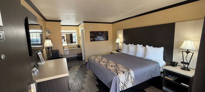 Regency 7 Motel Hotels in Washington County