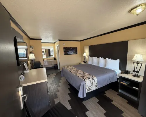 Regency 7 Motel Hotels in Washington County