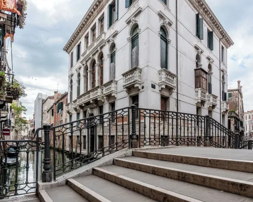 โฟเรสเตอเรีย วัลเดเซ ดิ เวเนเซีย โรงแรมใกล้อู่เรือ Venetian Arsenal