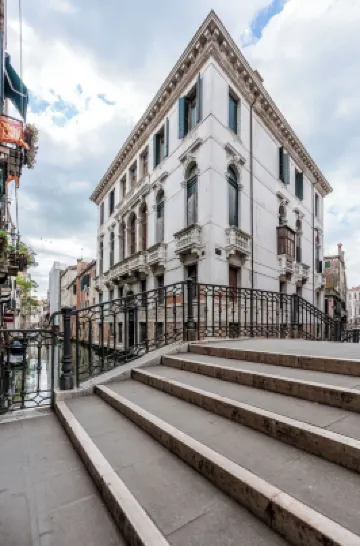 Foresteria Valdese di Venezia Hotels in 