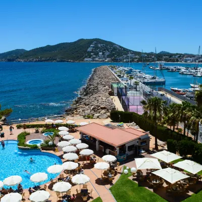 Catalonia Ses Estaques - Adults Only Hotels in der Nähe von Yachthafen Santa Eulalia