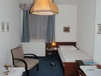 Hotel-Restaurant Moser Pöchlarn Отели в г. 