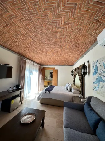 Hotel Lindo Ajijic Bed & Breakfast