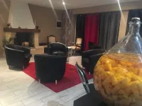 L'Art Dit Vin Hotels in Le Fouilloux