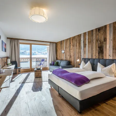 Almlust - Hotel, Apartments, Chalets