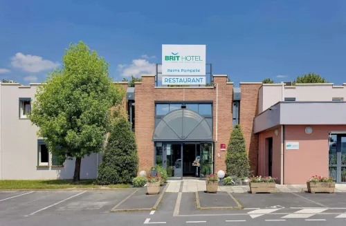 Brit Hotel Reims la Pompelle Hotels in Reims