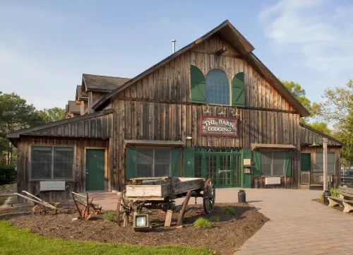 Colonial Inn - Kylpyammeita