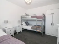 8 Marina View - Beach