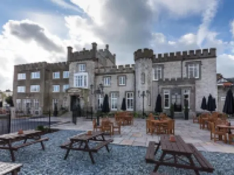 Ryde Castle by Greene King Inns Hotels in Ryde