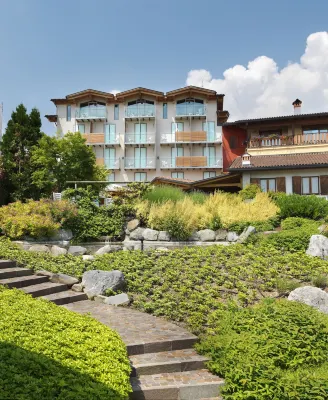 Hotel Miralago Hotels in Bossico