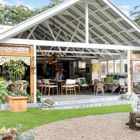 Noosa Valley Manor B&B