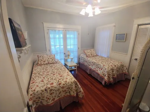Mount Dora Cottages