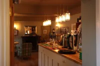 Tollemache Arms Hotels in Buckminster