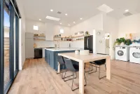 Back Haus - Views, Dark Skies and Fire Pit! 1 Bedroom Home by RedAwning Hotels in Joshua Tree