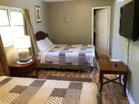 Niagara Inn & Suites