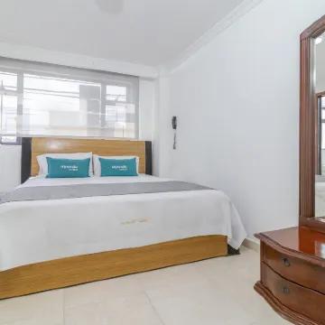 Ayenda Casa Blanca Bogota Hotels near El Tintal Library
