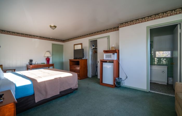Mahoning Inn