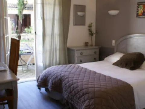 ホテル ル プティ マノワール プロヴァンス レ・ザングルのホテル