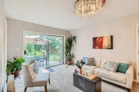 Charming Single Level 4 Bedrooms Gresham Home Near Pdx, Edgefield and Mt Hood - 2-Star