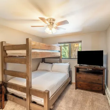 Lake Cliffe 303 Building E