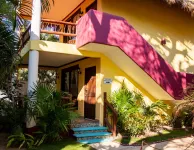 Tronco Bay Inn Hotel di 