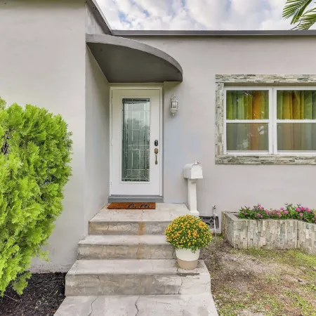 Stylish Miami Home 2 Mi to Intracoastal Waterway!