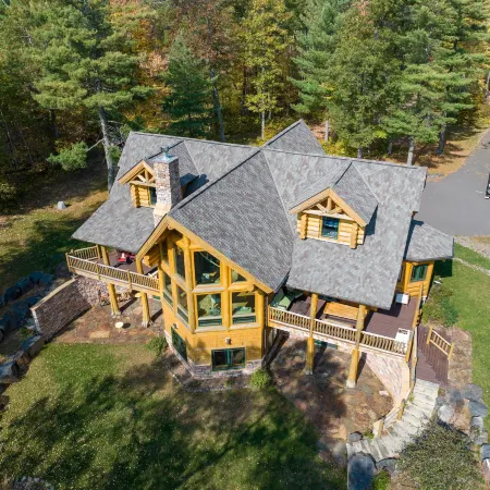 Osprey Lake Cabin 4 Bedroom Home by RedAwning