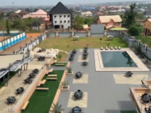 Maxbe Continental Hotel Hotels in Awka