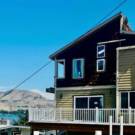 Water Street Retreat