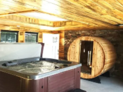 Silver Ridge Lodge Hotels in Salida