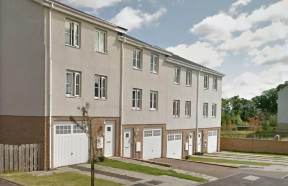 利維斯頓聯排別墅 4 居酒店