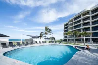 San Simeon Beachfront Apartments Tugun