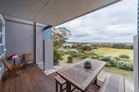 Cosy Corner Sea View Apartments