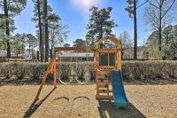 Family-Friendly New Bern Home with Backyard!
