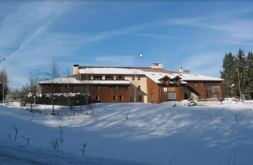 Auberge de Jeunesse HI Annecy Hotels in Sévrier