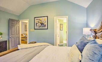 Family-Friendly Rowlett Home 23 Mi to Dallas