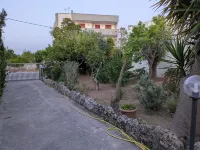 Casa Aurora - Restful garden and BBQ in the heart of Salento 스코라노 호텔